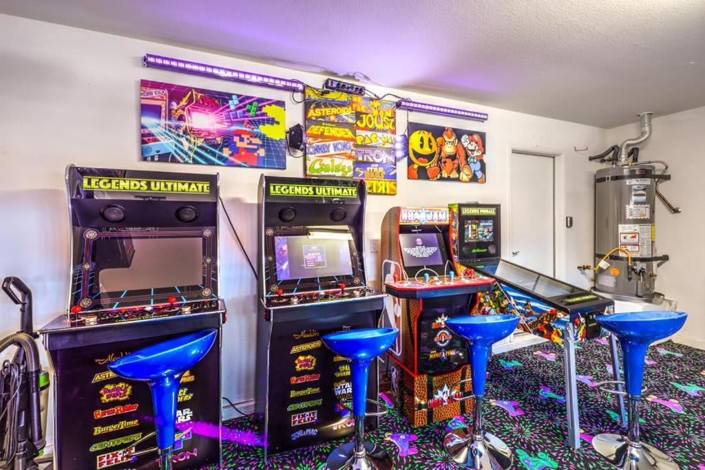 Family Fun For Everyone In Las Vegas- 4 Bedrooms, Billiards, Game Room Henderson Eksteriør billede