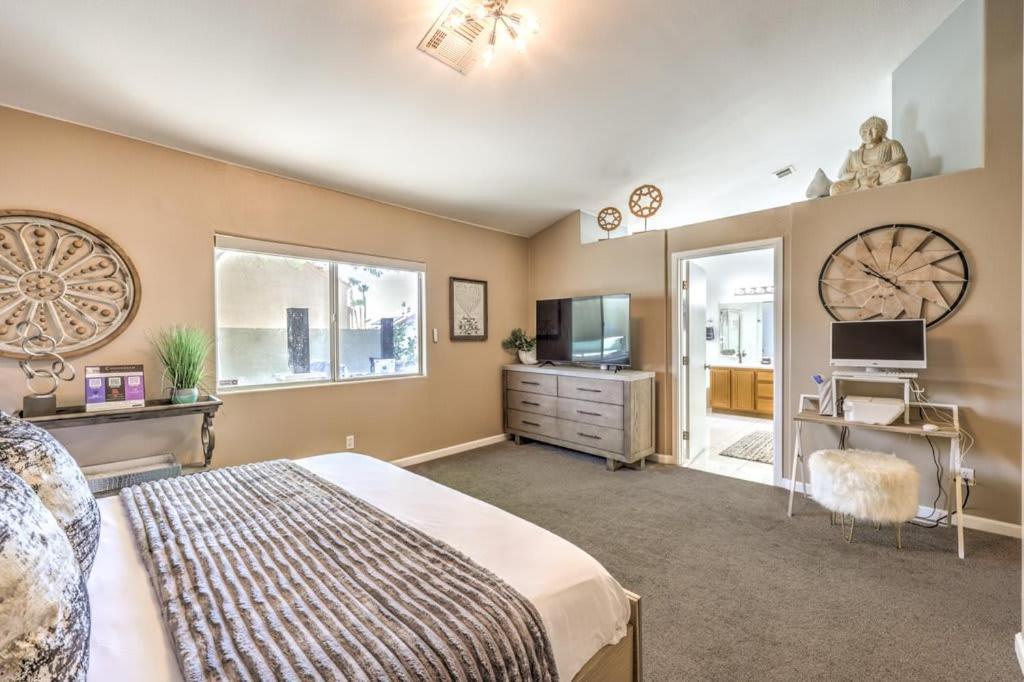 Family Fun For Everyone In Las Vegas- 4 Bedrooms, Billiards, Game Room Henderson Eksteriør billede