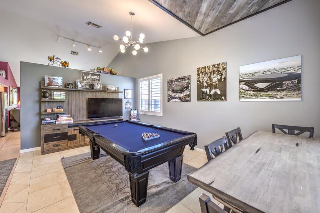 Family Fun For Everyone In Las Vegas- 4 Bedrooms, Billiards, Game Room Henderson Eksteriør billede