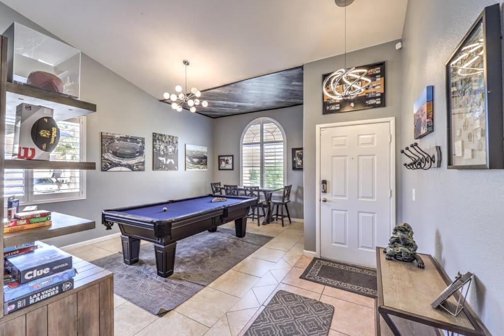 Family Fun For Everyone In Las Vegas- 4 Bedrooms, Billiards, Game Room Henderson Eksteriør billede